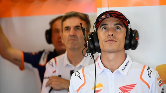 Marc Márquez, en el box de Repsol Honda Marc Márquez, en el box de Repsol Honda