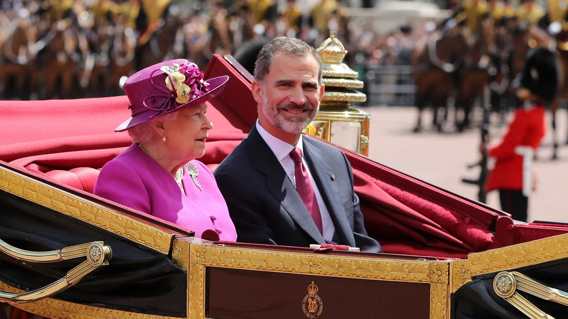 Isabel II y Felipe VI en una visita de estado de los reyes españoles a Londres
