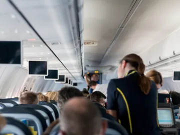 Azafatas en el avión Azafatas en el avión