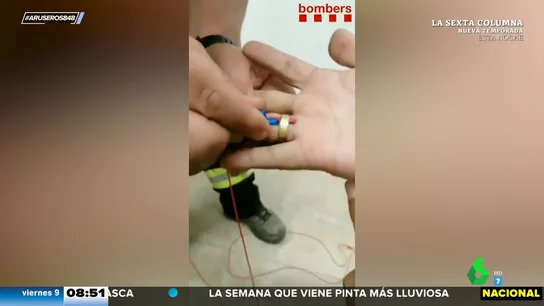 El ingenioso truco de los bomberos para quitar un anillo atascado El ingenioso truco de los bomberos para quitar un anillo atascado