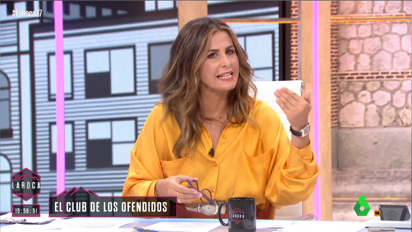 El 'dardo' de Nuria Roca a Juan del Val tras una crítica en directo: "Si no te importa, cuando el programa se llame 'Del Val' decides tú" El 'dardo' de Nuria Roca a Juan del Val tras una crítica en directo: "Si no te importa, cuando el programa se llame 'Del Val' decides tú"