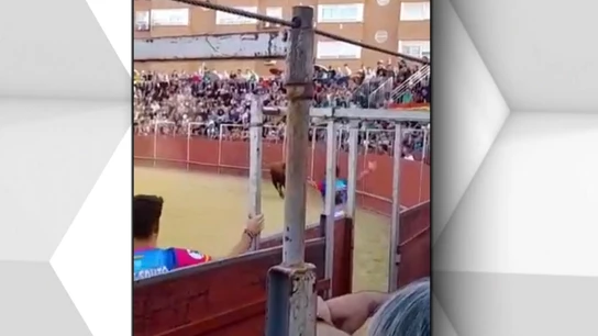 Cogida a un joven en Fuenlabrada Cogida a un joven en Fuenlabrada