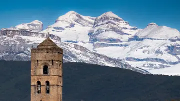  Descubre Aínsa, uno de los pueblos más bonitos de Huesca