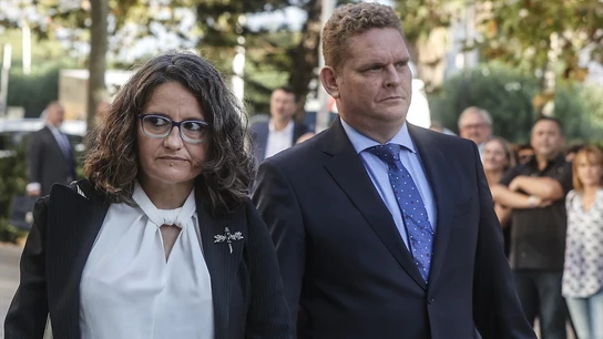 Mónica Oltra acude al juzgado "tranquila y serena" para declarar. Mónica Oltra acude al juzgado "tranquila y serena" para declarar.