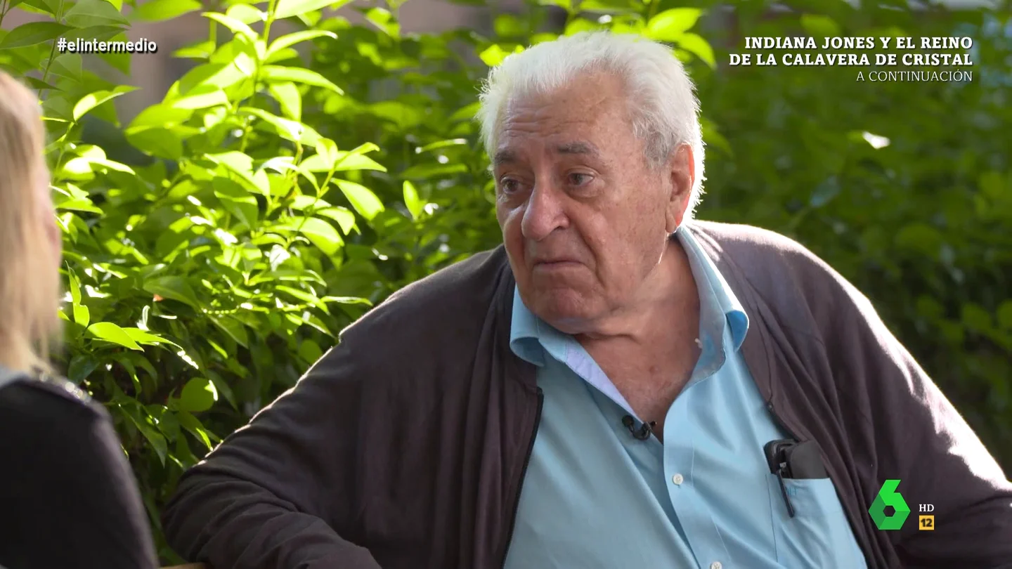 "Mi mujer se hizo caca y estuvo una hora sin que la limpiaran": el enfado de Tomás con "vergonzosa" actitud de su residencia "Mi mujer se hizo caca y estuvo una hora sin que la limpiaran": el enfado de Tomás con "vergonzosa" actitud de su residencia