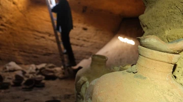 Israel descubre una cueva funeraria de la época de Ramsés II.