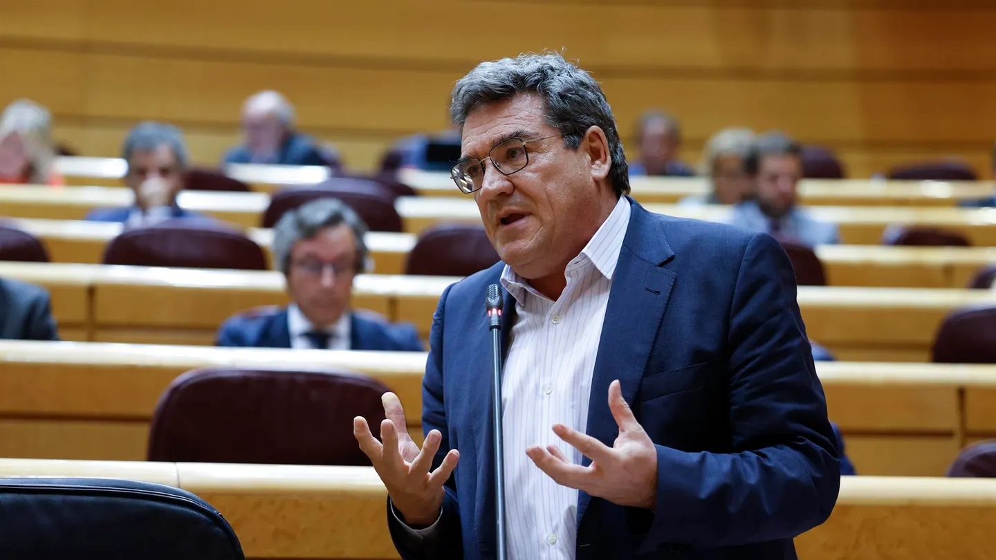 José Luis Escrivá José Luis Escrivá