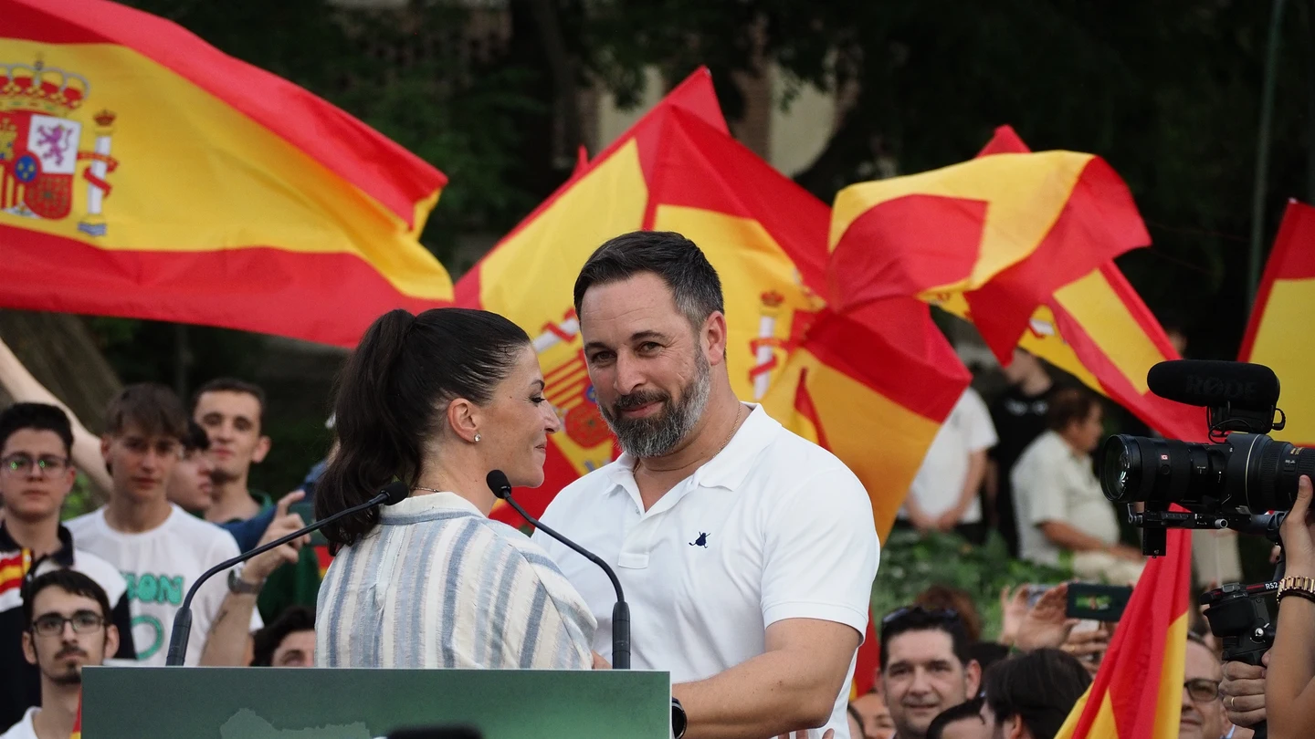 Macarena Olona y Santiago Abascal, en una imagen de archivo Macarena Olona y Santiago Abascal, en una imagen de archivo