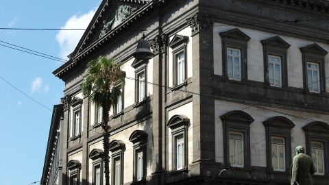 Universidad de Nápoles