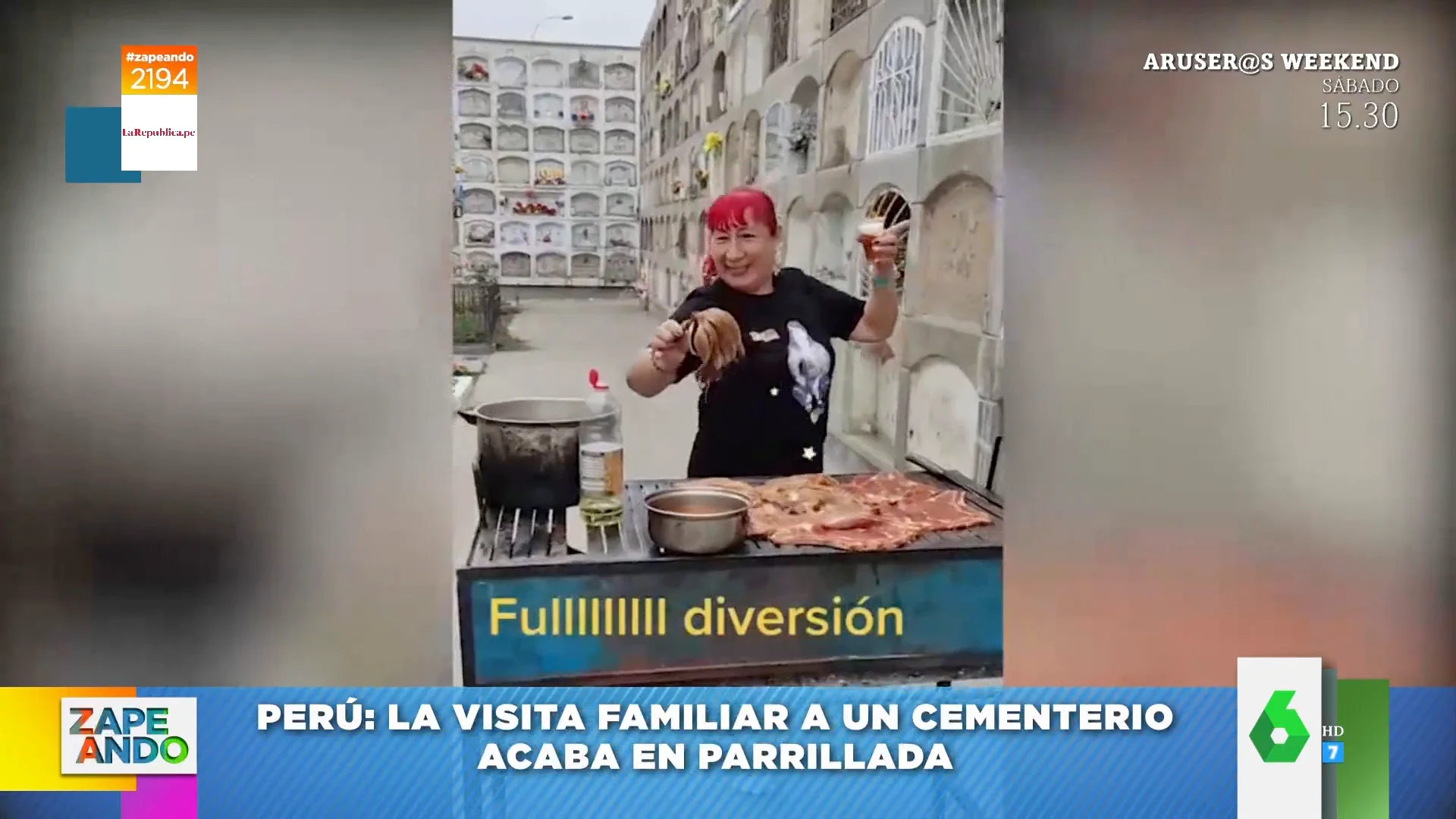 Una familia hace una barbacoa en el cementerio