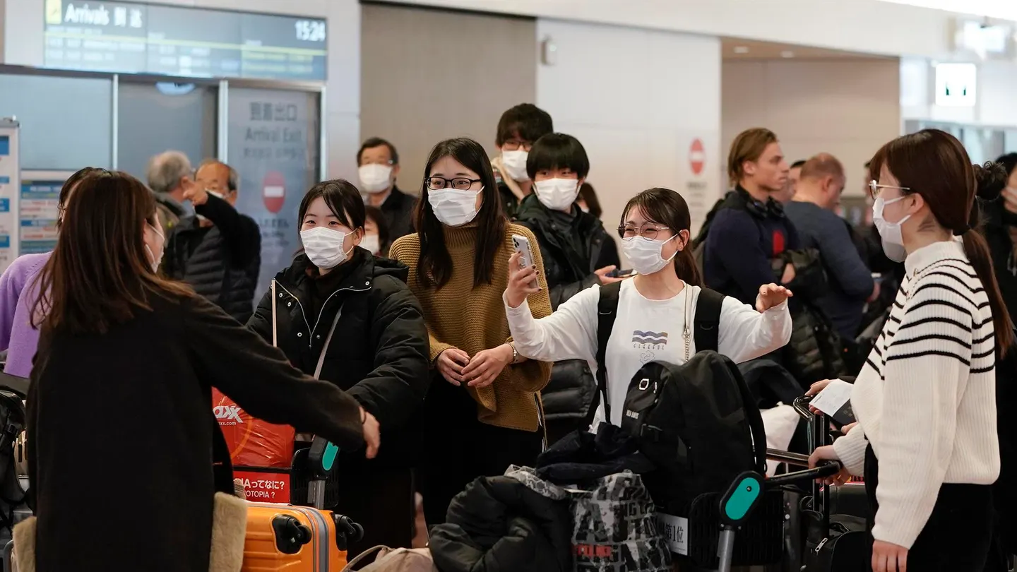 Japón levantará sus principales restricciones fronterizas por la pandemia Japón levantará sus principales restricciones fronterizas por la pandemia