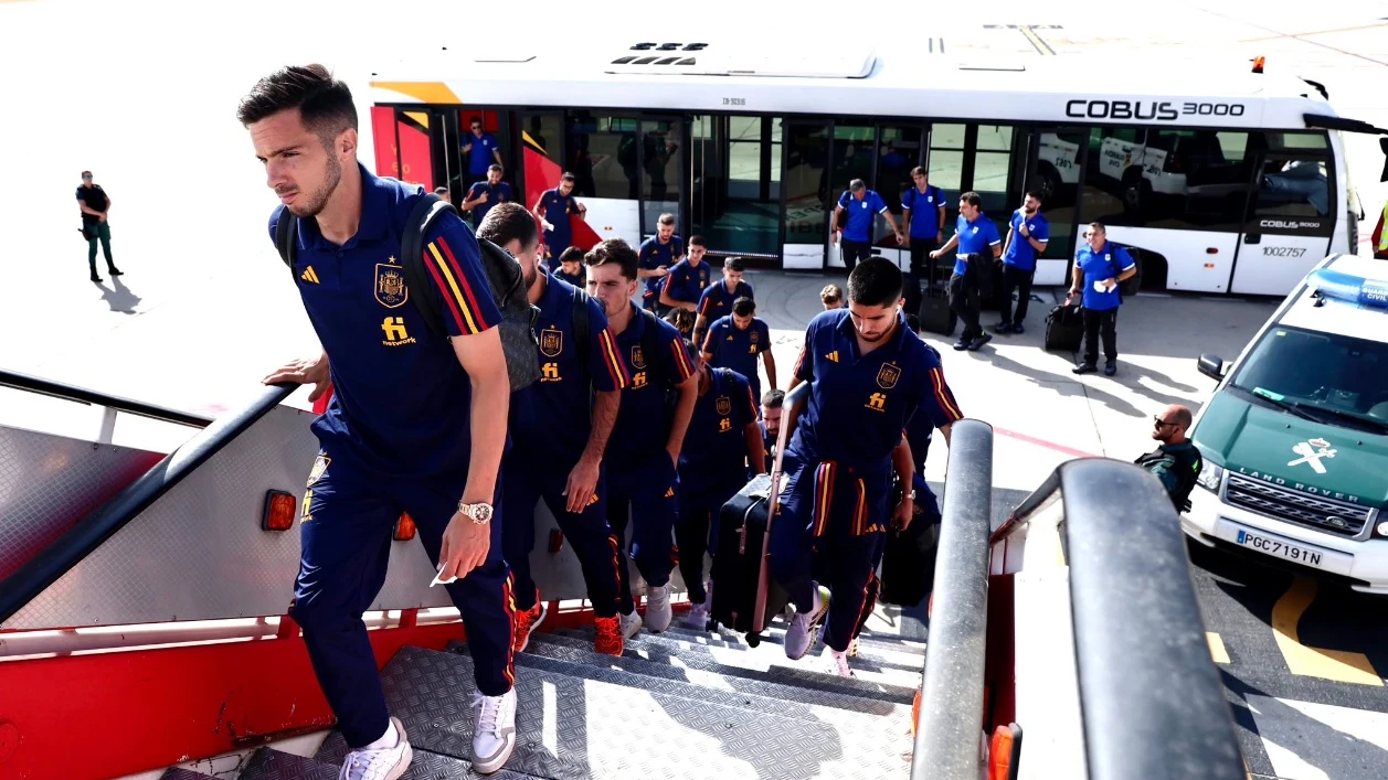 La Selección Española viaja a Zaragoza en avión