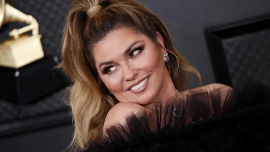 La cantautora Shania Twain publica su primera canción en cinco años: 'Waking Up Dreaming' La cantautora Shania Twain publica su primera canción en cinco años: 'Waking Up Dreaming'