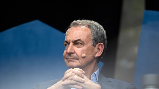 Zapatero afirma que el declive de VoxEl expresidente del Gobierno José Luis Rodríguez Zapatero. es "imparable" y su influencia "pasajera" Zapatero afirma que el declive de VoxEl expresidente del Gobierno José Luis Rodríguez Zapatero. es "imparable" y su influencia "pasajera"