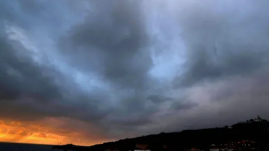 Alerta máxima en Canarias por la tormenta tropical que se aproxima a las islas Alerta máxima en Canarias por la tormenta tropical que se aproxima a las islas