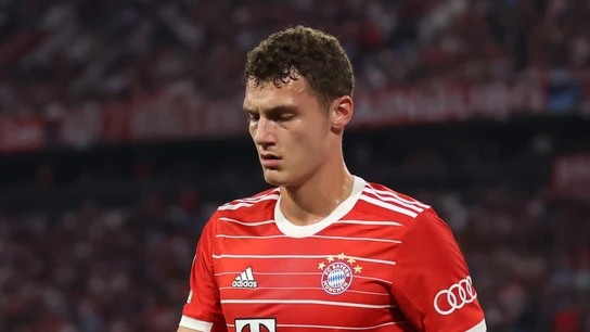 Benjamin Pavard, cabizbajo Benjamin Pavard, cabizbajo