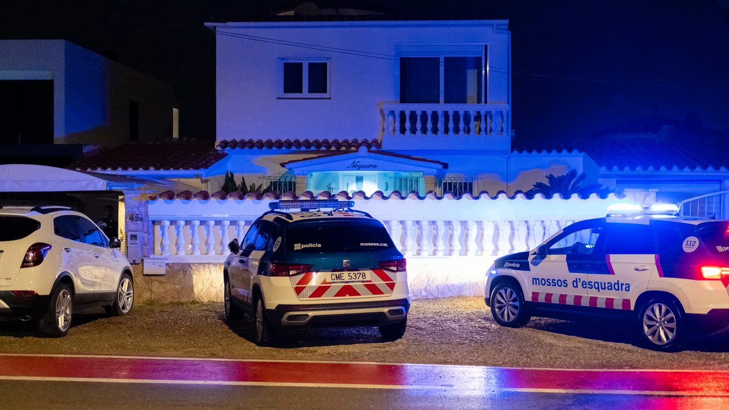 Vivienda donde se encontró a la mujer muerta, con heridas de arma de fuego. Vivienda donde se encontró a la mujer muerta, con heridas de arma de fuego.