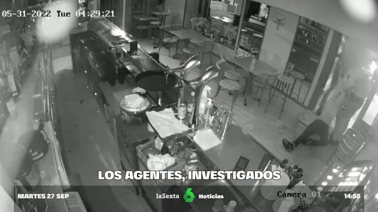Investigan a dos agentes por la violenta detención a un camarero en un bar de Guadalajara Investigan a dos agentes por la violenta detención a un camarero en un bar de Guadalajara