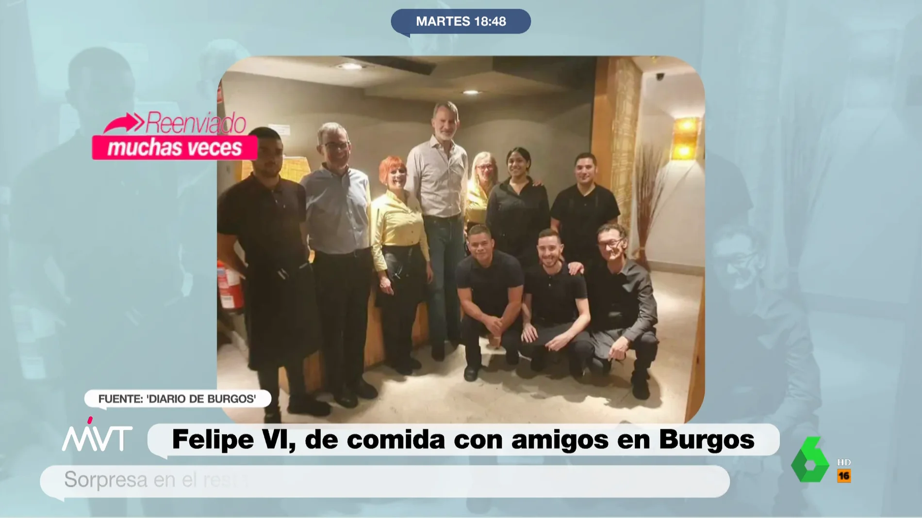 El rey Felipe VI sorprende a los empleados de un restaurante de Burgos al acudir a una comida de 55 personas