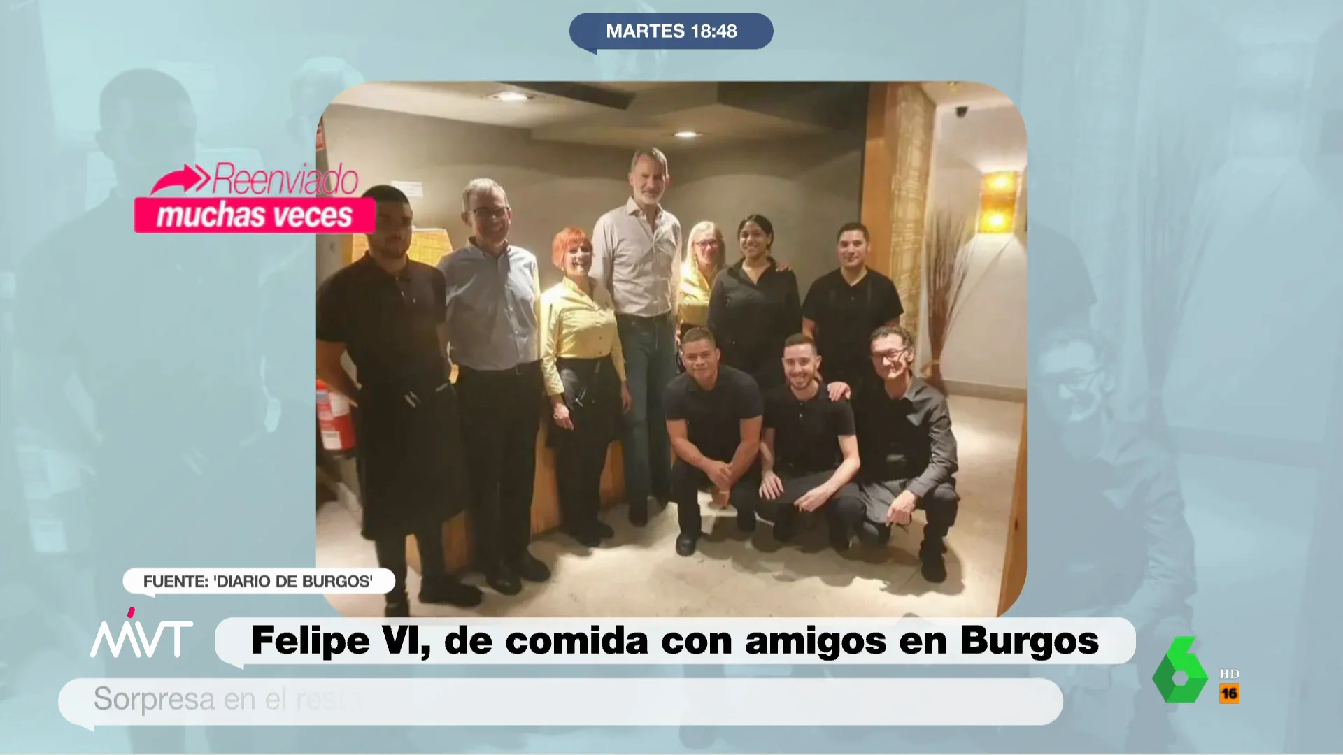 El rey Felipe VI sorprende a los empleados de un restaurante de Burgos al acudir a una comida de 55 personas