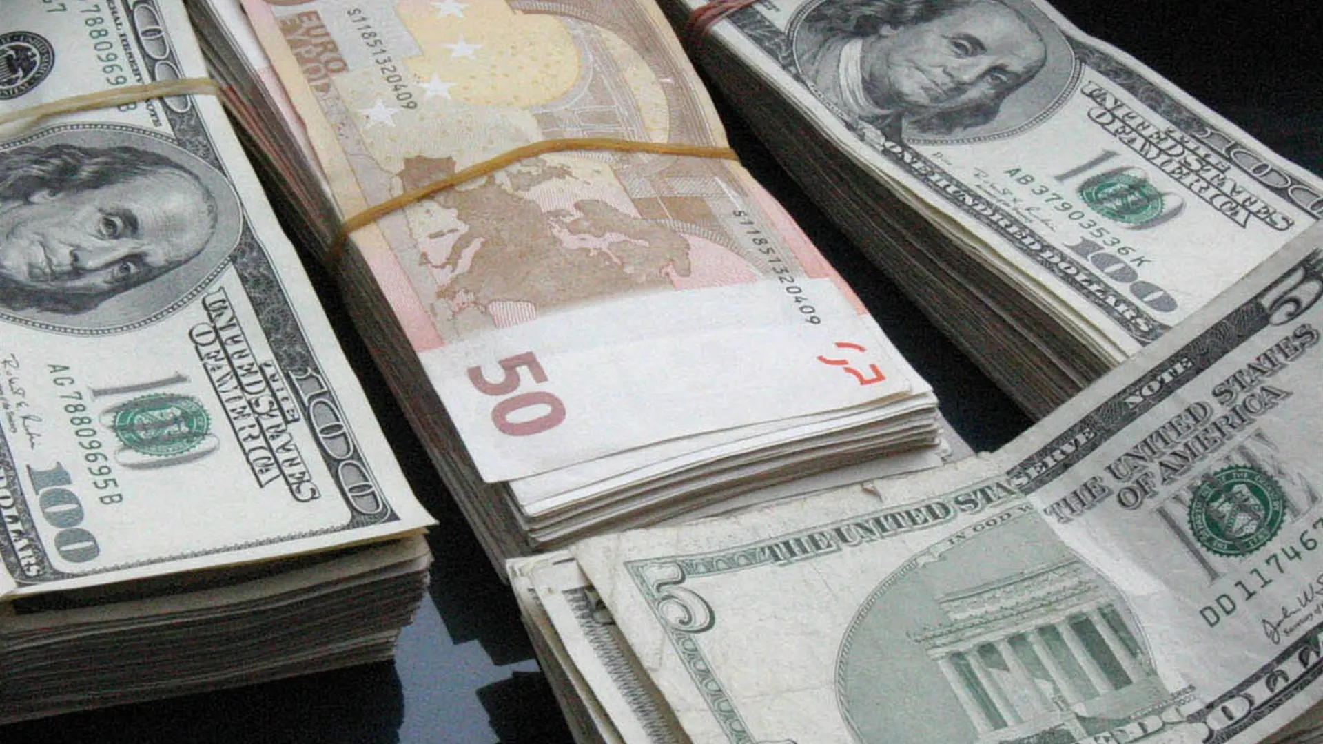 Batalla fiscal en las CCAA: ¿qué impuestos han bajado? 