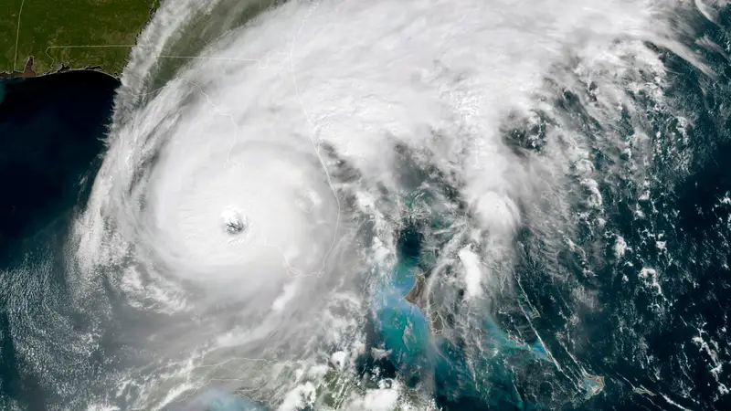 El ojo del huracán Ian acercándose a la costa suroeste de Florida.