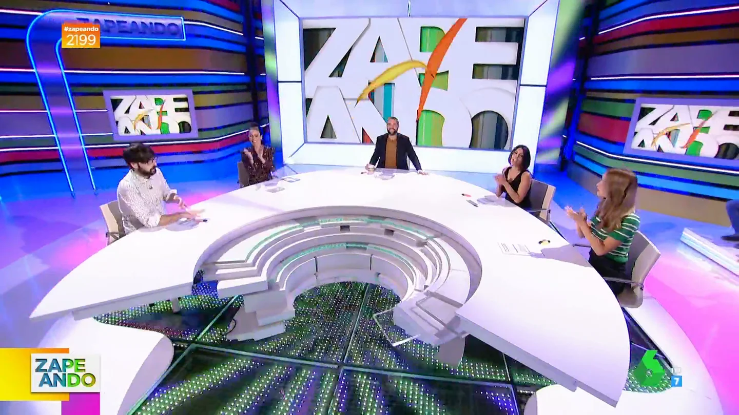 Miki Nadal falta a Zapeando por su cumpleaños y abre debate en plató: ¿se debe dar libre siempre el día que cumples años? Miki Nadal falta a Zapeando por su cumpleaños y abre debate en plató: ¿se debe dar libre siempre el día que cumples años?