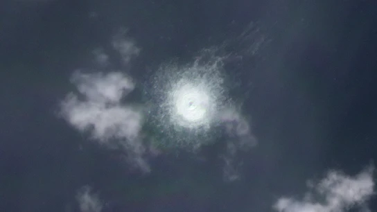 Imagen de satélite de una de las fugas localizadas en el gasoducto Nord Stream 2 Imagen de satélite de una de las fugas localizadas en el gasoducto Nord Stream 2