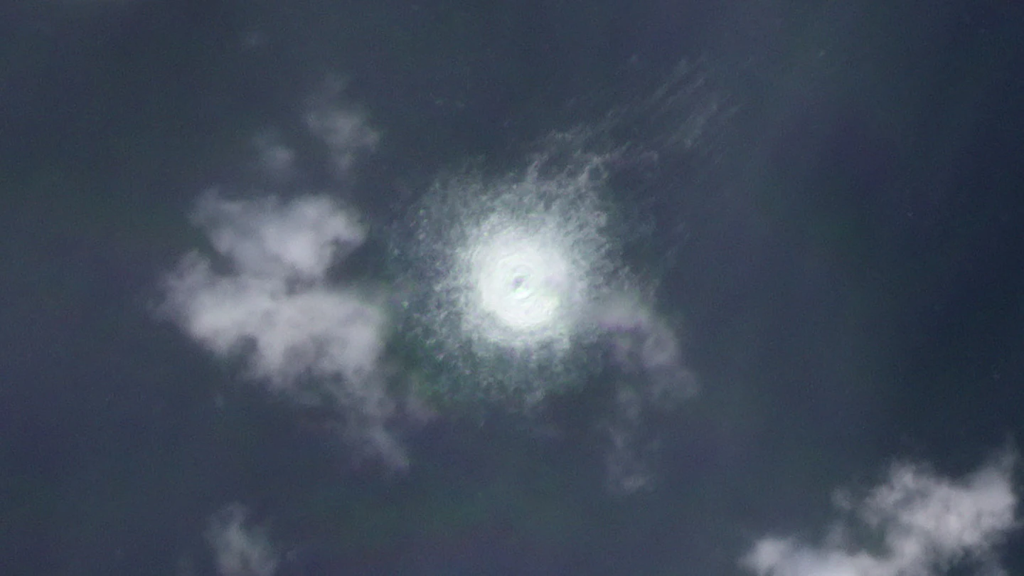 Imagen de satélite de una de las fugas localizadas en el gasoducto Nord Stream 2 Imagen de satélite de una de las fugas localizadas en el gasoducto Nord Stream 2