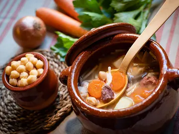 Gastronomía de Andorra. Escudella Gastronomía de Andorra. Escudella