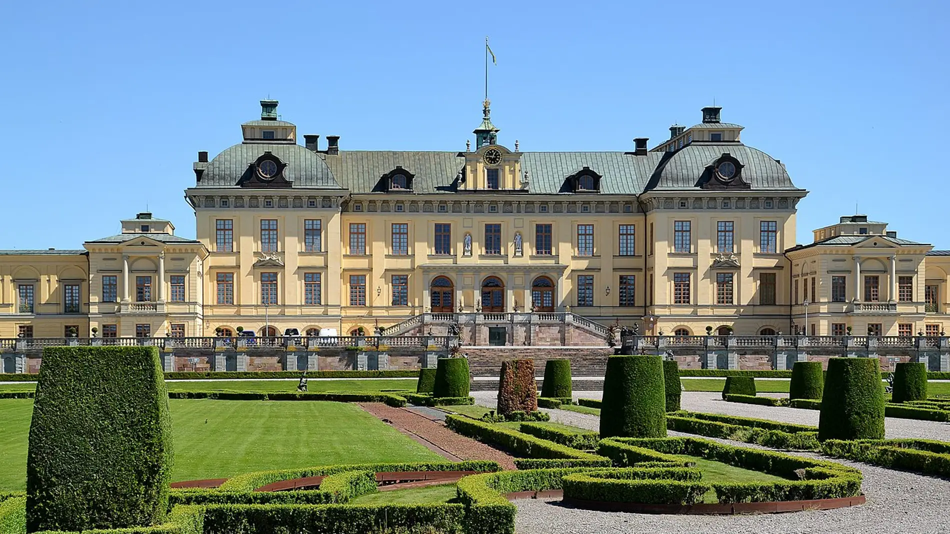 Palacio de Drottningholm: historia y el curioso significado de su nombre