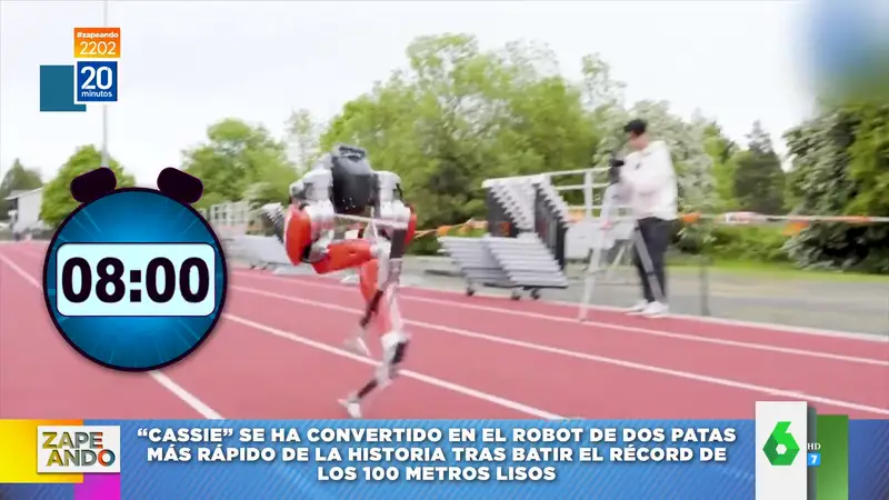 El momento en el que un robot bate el récord mundial de los 100 metros lisos 