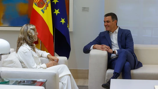 El presidente del Gobierno, Pedro Sánchez, se reúne con la vicepresidenta segunda, Yolanda Díaz. El presidente del Gobierno, Pedro Sánchez, se reúne con la vicepresidenta segunda, Yolanda Díaz.