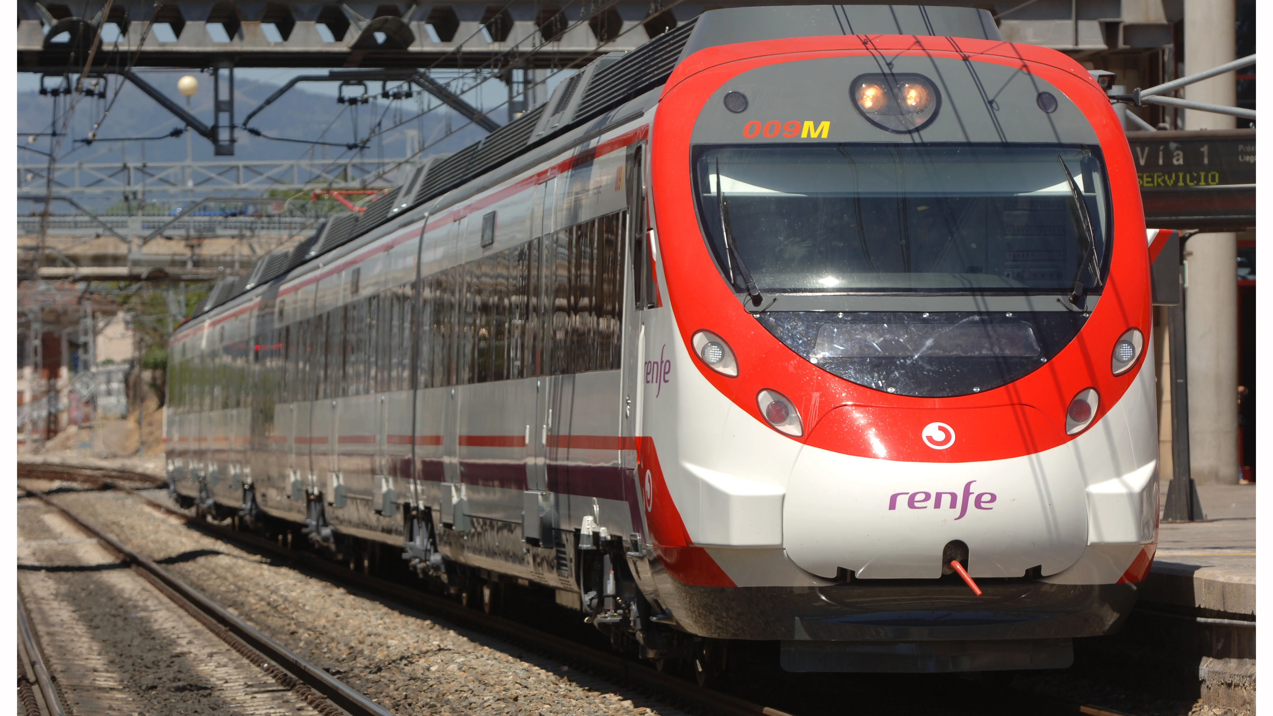 El Gobierno anuncia que en 2023 mantendrá la gratuidad de los abonos de Renfe de Cercanías, Rodalies y Media Distancia