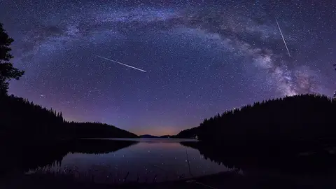 Perseidas 2022 con luna llena Perseidas 2022 con luna llena