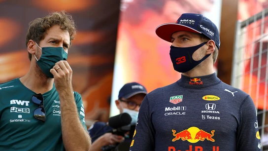 Sebastian Vettel y Max Verstappen Sebastian Vettel y Max Verstappen