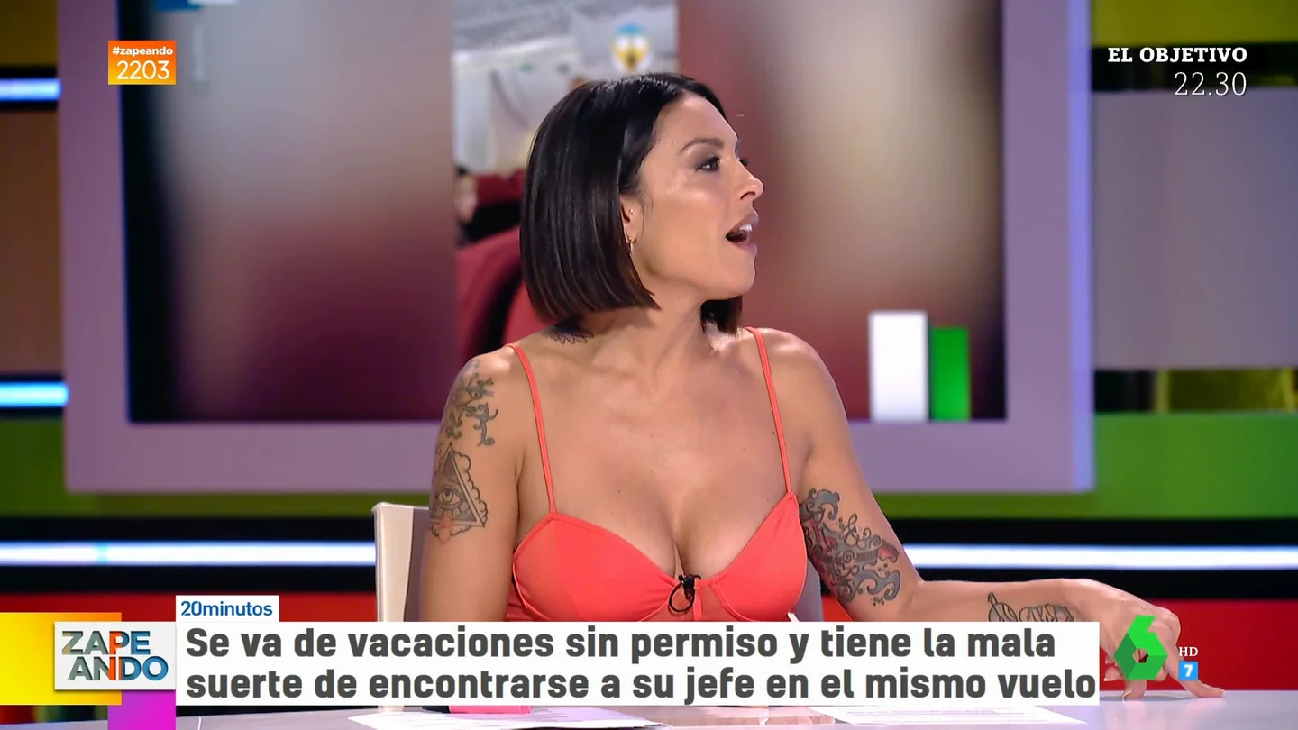 Lorena Castell cuenta cómo la despidieron de una tienda: así la pillaron tras no acudir al trabajo Lorena Castell cuenta cómo la despidieron de una tienda: así la pillaron tras no acudir al trabajo