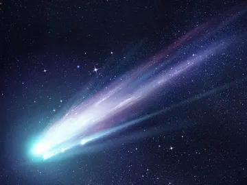 Un brillante cometa en la noche Un brillante cometa en la noche