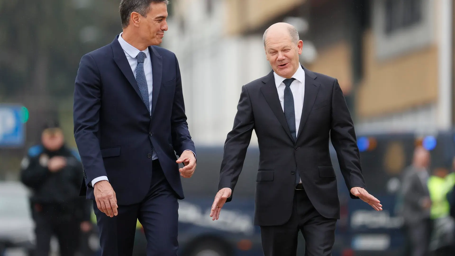 Pedro Sánchez y Scholz presionan a Macron y piden tener operativo el Midcat en 2025