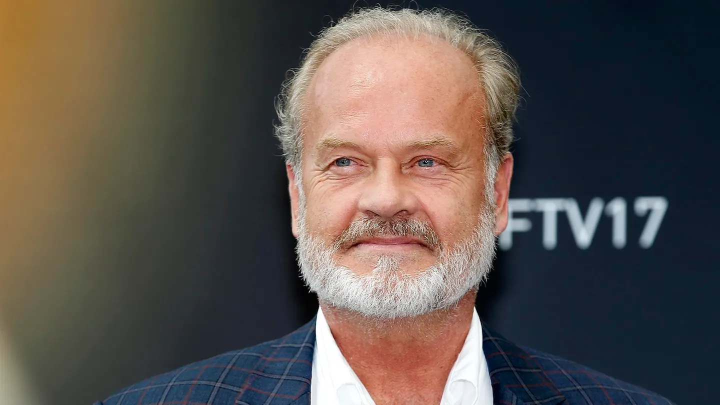 Kelsey Grammer vuelve a meterse en el papel de Frasier Crane para la nueva secuela. Kelsey Grammer vuelve a meterse en el papel de Frasier Crane para la nueva secuela.