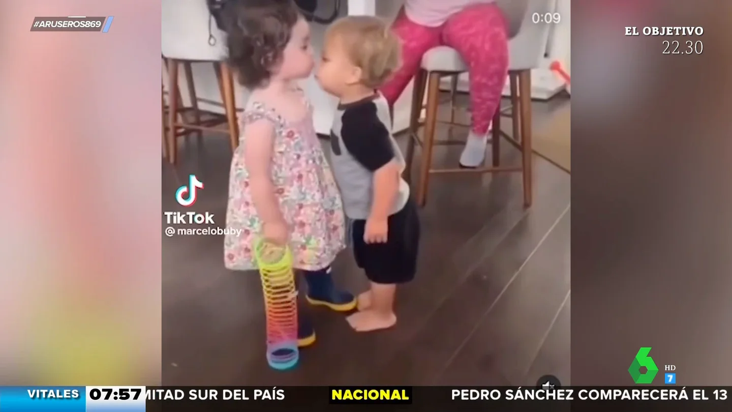 Patricia Benítez confiesa cómo fue su primer beso: "Tenía 14 años, pero le dije que tenía 16" Patricia Benítez confiesa cómo fue su primer beso: "Tenía 14 años, pero le dije que tenía 16"