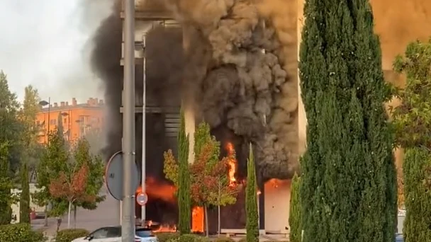 Una explosión en un local de Alcorcón deja tres heridos graves, dos de ellos menores