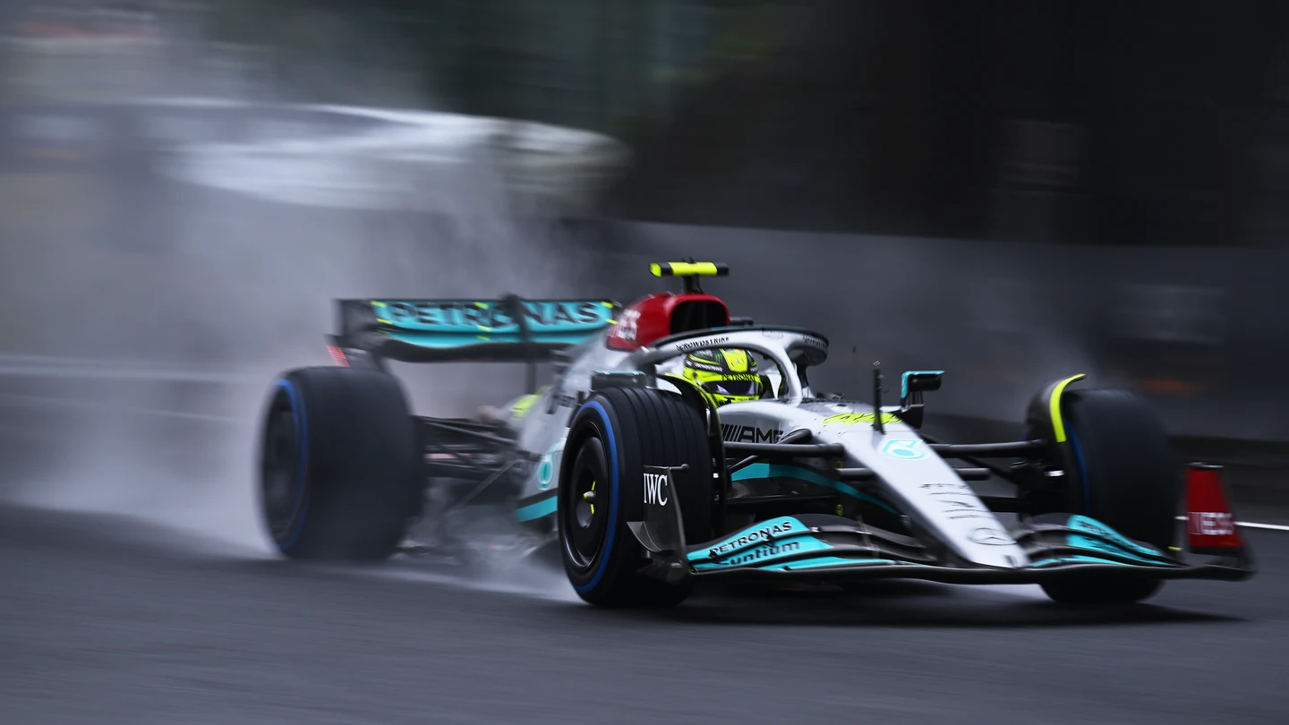 Lewis Hamilton, con el Mercedes en Suzuka Lewis Hamilton, con el Mercedes en Suzuka