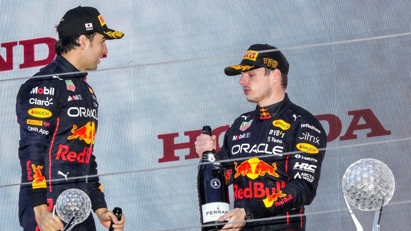 Max Verstappen, con Sergio Pérez Max Verstappen, con Sergio Pérez