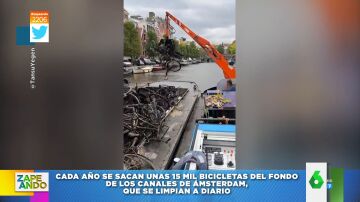 Así sacan hasta 15.000 bicicletas de los canales de Ámsterdam cada año 
