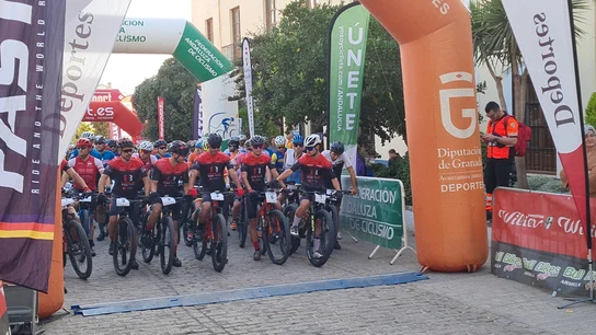 Muere un ciclista de un infarto en Granada en medio de una carrera de montaña Muere un ciclista de un infarto en Granada en medio de una carrera de montaña