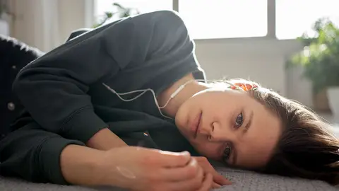 Chica joven triste Chica joven triste