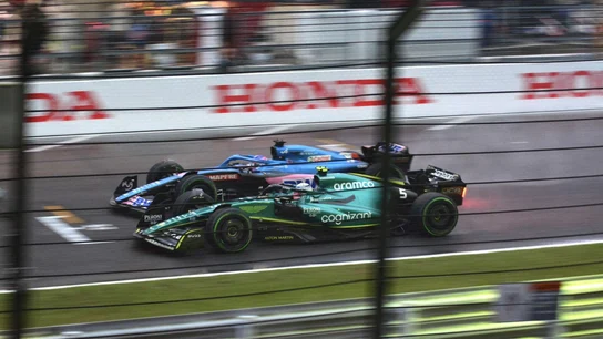 La batalla final entre Fernando Alonso y Vettel en Suzuka La batalla final entre Fernando Alonso y Vettel en Suzuka