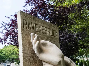 Memorial a las victimas del campo de concentración de Ravensbrück Memorial a las victimas del campo de concentración de Ravensbrück