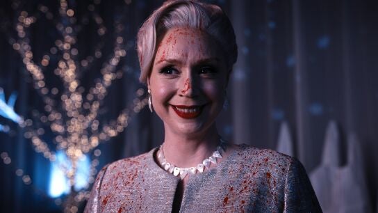 Laura Weems es la imperturbable directora de la Academia Nevermore en 'Miércoles'.